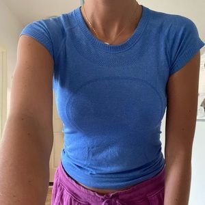 Lululemon short sleeve top